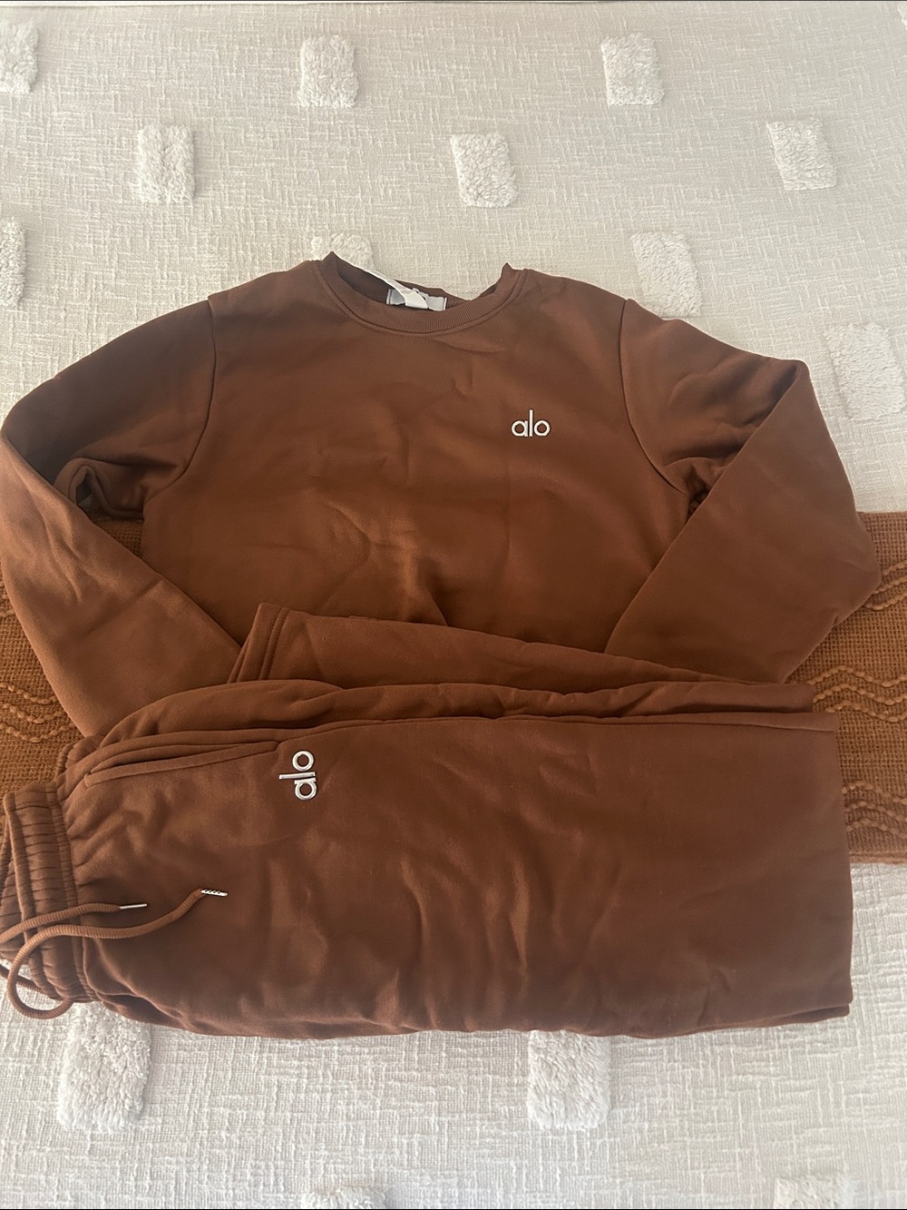 Copy Alo Brown Set